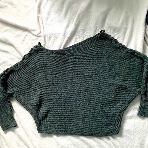 Neely oversized green off the shoulder sweater